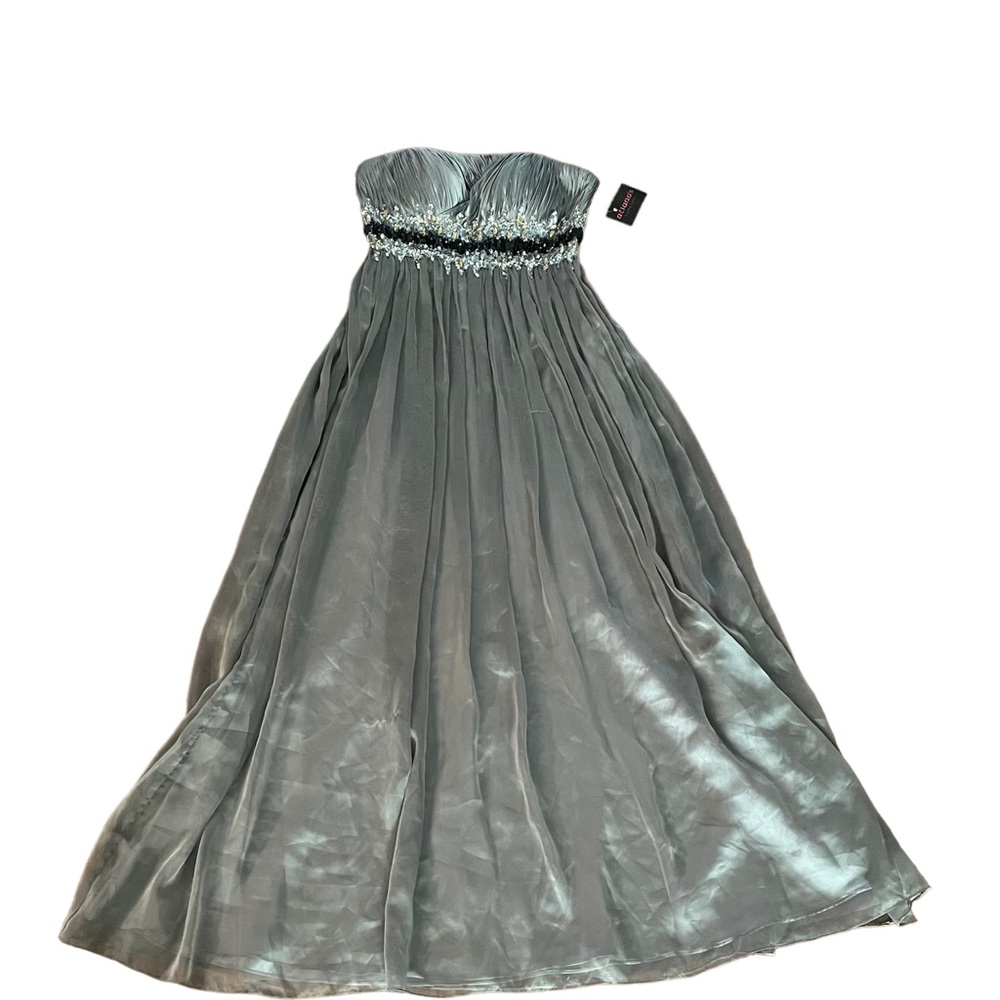 atiana’s Dress